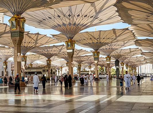 290 3 Star 10 Nights April Umrah Package